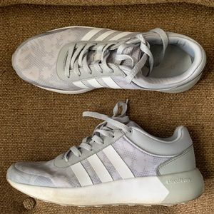 Adidas tennis shoes